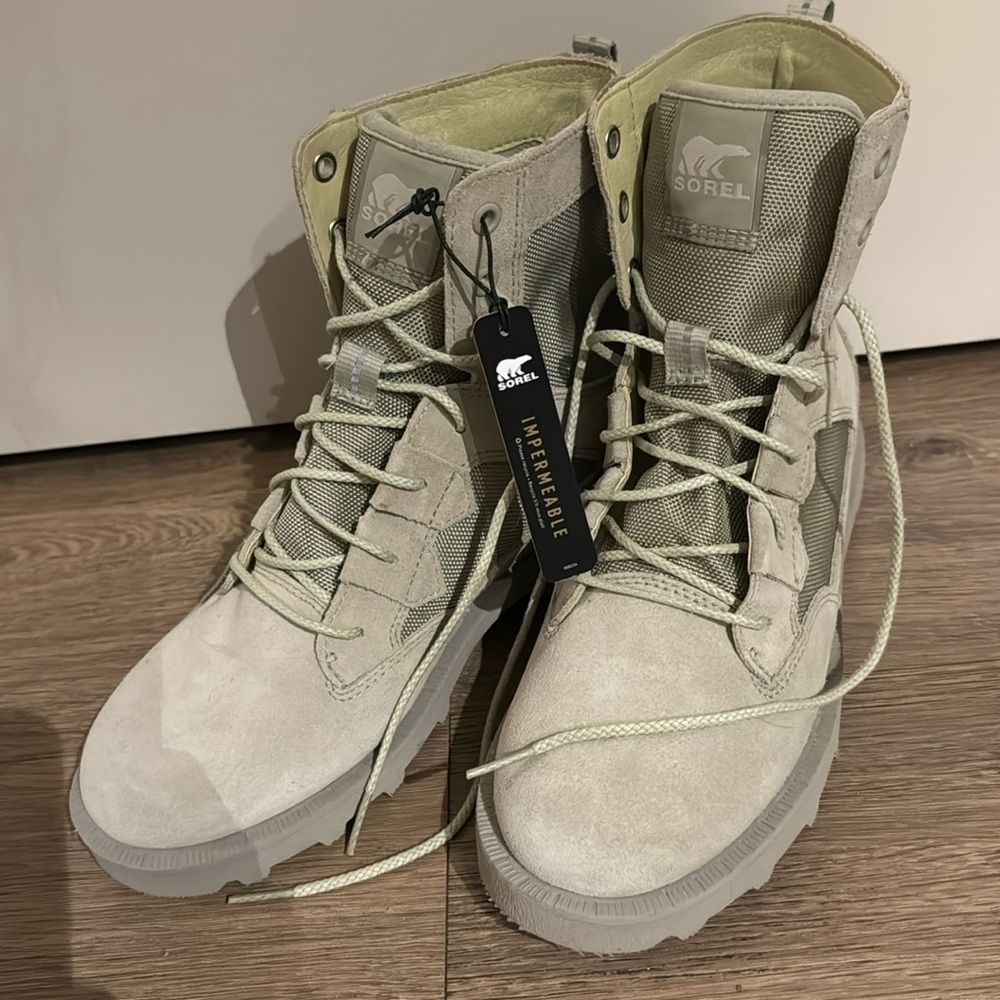 Sorel Waterproof Boots - New - size 7.5